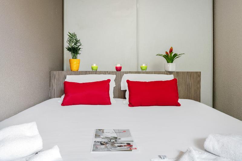 อัปปาร์ต ซิตี้ แซ็ง นาแซร์ ซองทร์ Aparthotel แซงต์-นาแซร์ ภายนอก รูปภาพ